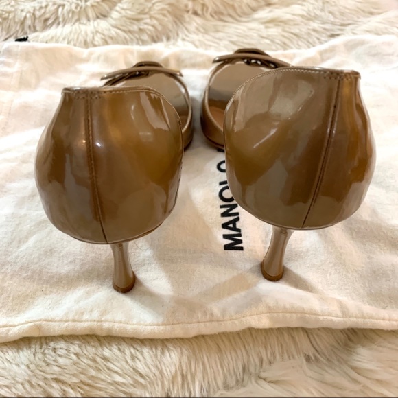 NWDB Manolo Blahnik Heels with Buckle Worn once - Picture 4 of 5